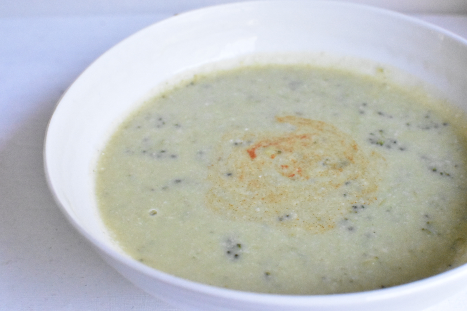 ブロッコリーのアーモンドスープ